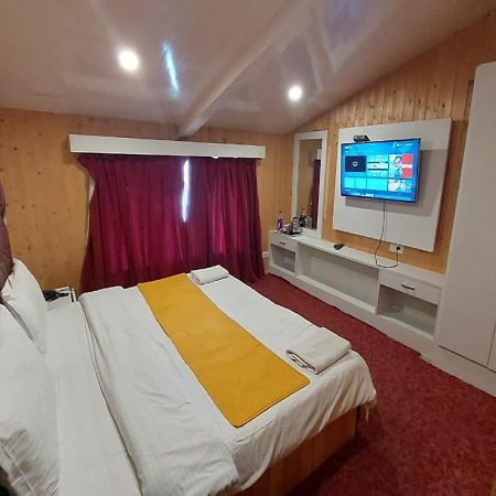 Hotel Outlook Pahalgām Εξωτερικό φωτογραφία