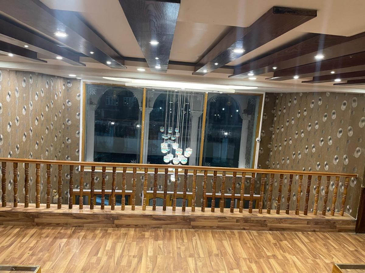 Hotel Outlook Pahalgām Εξωτερικό φωτογραφία
