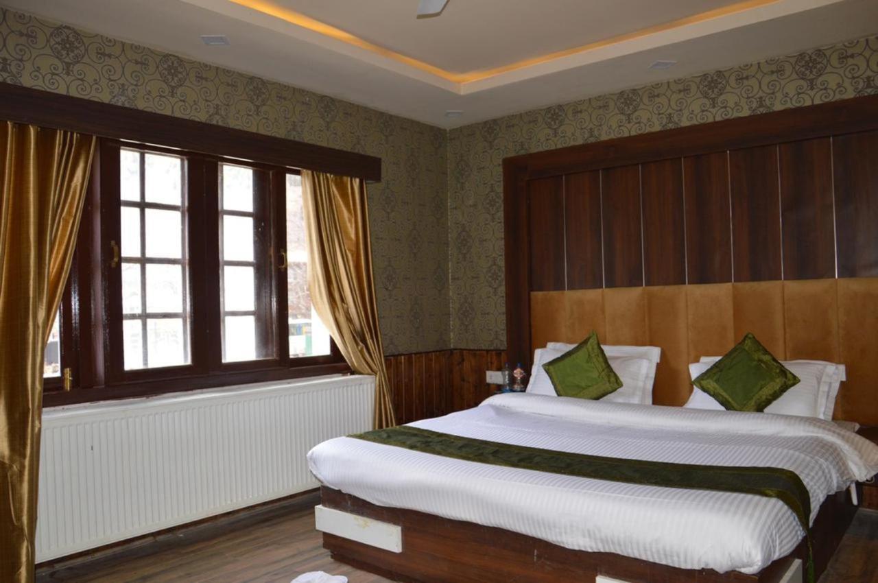 Hotel Outlook Pahalgām Εξωτερικό φωτογραφία