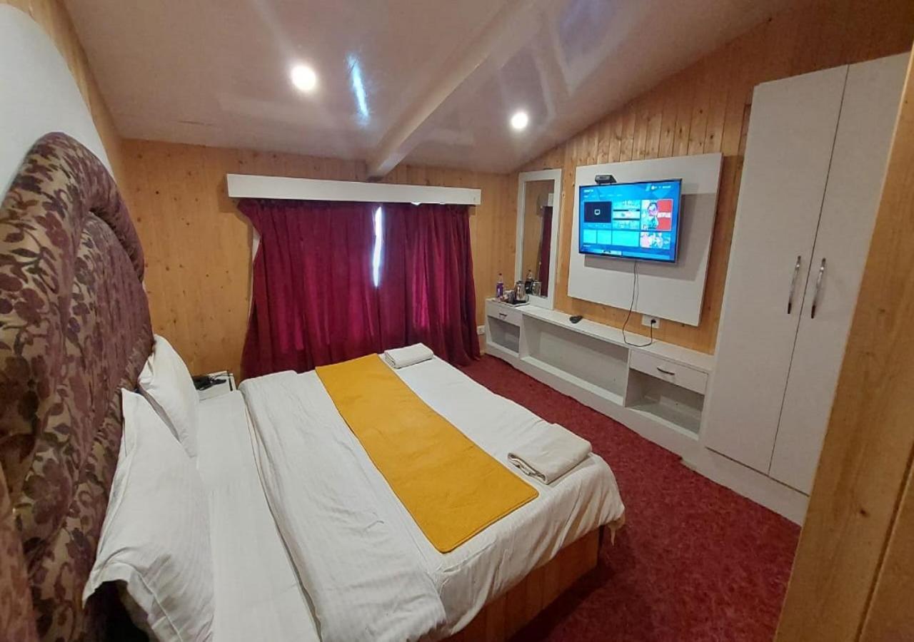 Hotel Outlook Pahalgām Εξωτερικό φωτογραφία